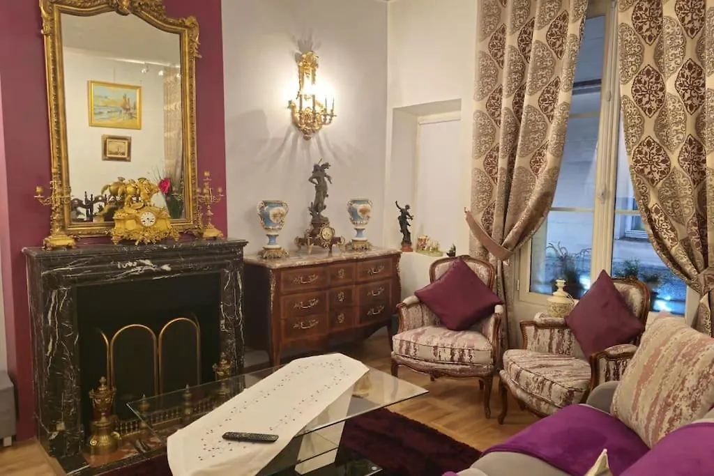 Very Chic Flat Paris VI